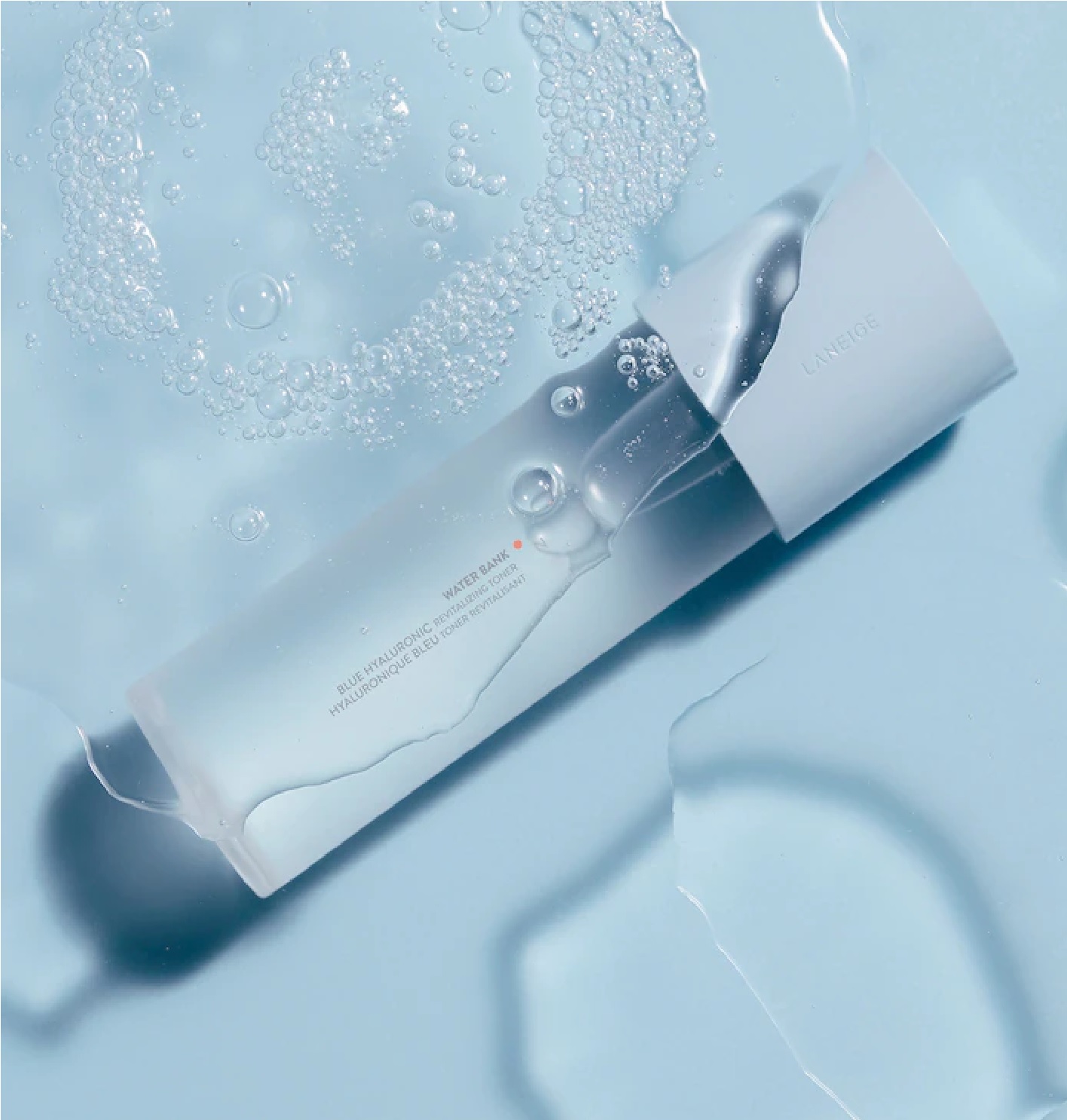 WATER BANK BLUE HYALURONIC REVITALIZING TONER (TÓNICO CALMANTE HIDRATANTE)